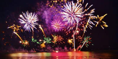 Feux-artifice-soirées-plage-La-Baule